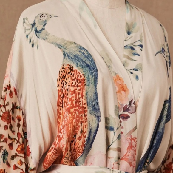 Peacock kimono robe - Picture 4 of 4
